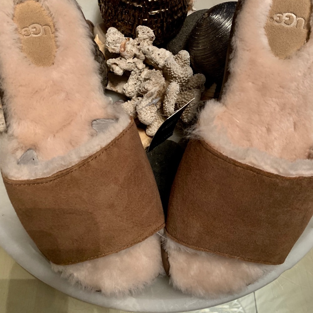UGS Breezy  Slide Brown Slipper Size 7.5